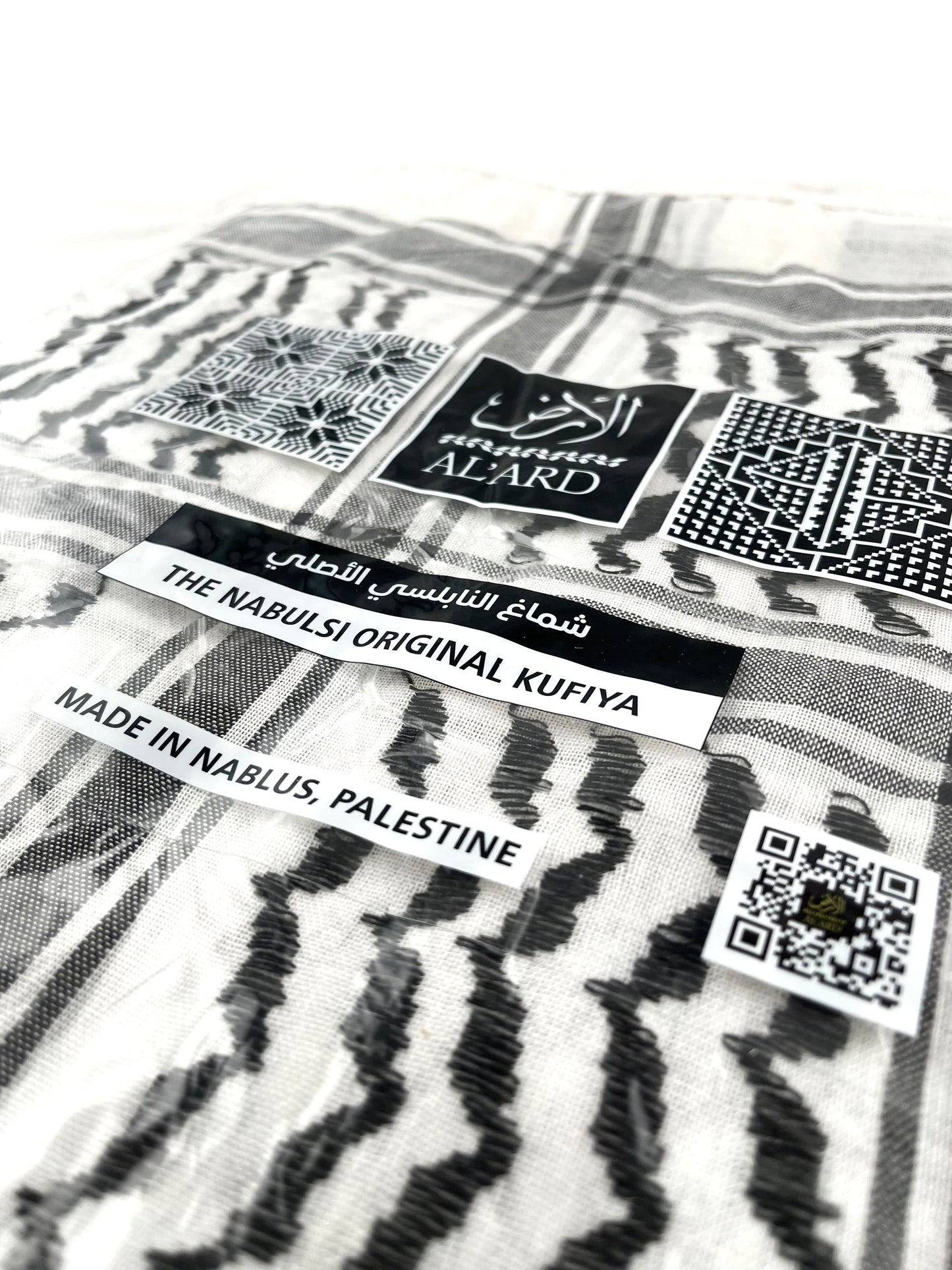 ZAT - E Black and white  Scarf NEW IN: Palestinian Black and White Kufiya (Made in Palestine)